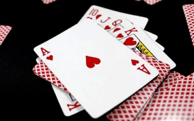 Mẹo chơi Sâm lốc giúp bạn chặn đối thủ một cách tinh tế