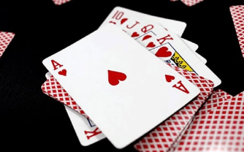 Mẹo chơi Sâm lốc giúp bạn chặn đối thủ một cách tinh tế