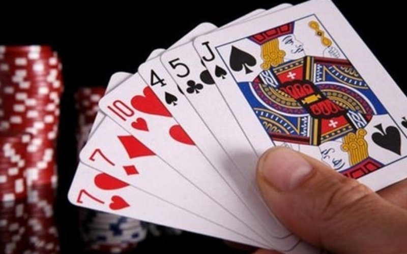 Nghệ thuật đọc vị đối thủ qua ngôn ngữ cơ thể chuyên sâu